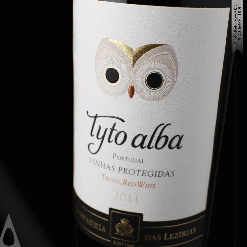 Silver Packaging Design Award Winner 2017 Tyto Alba Wine Packaging 