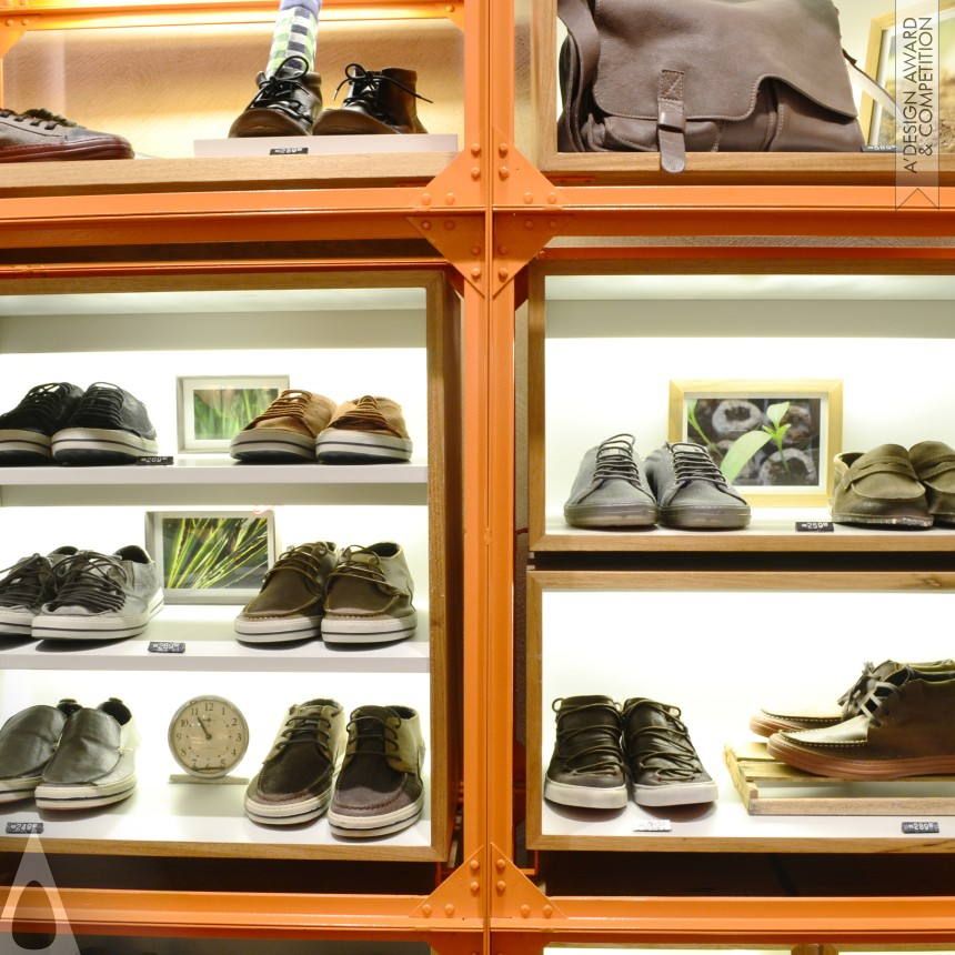 Kube Arquitetura's Outer Shoes Shoe Store