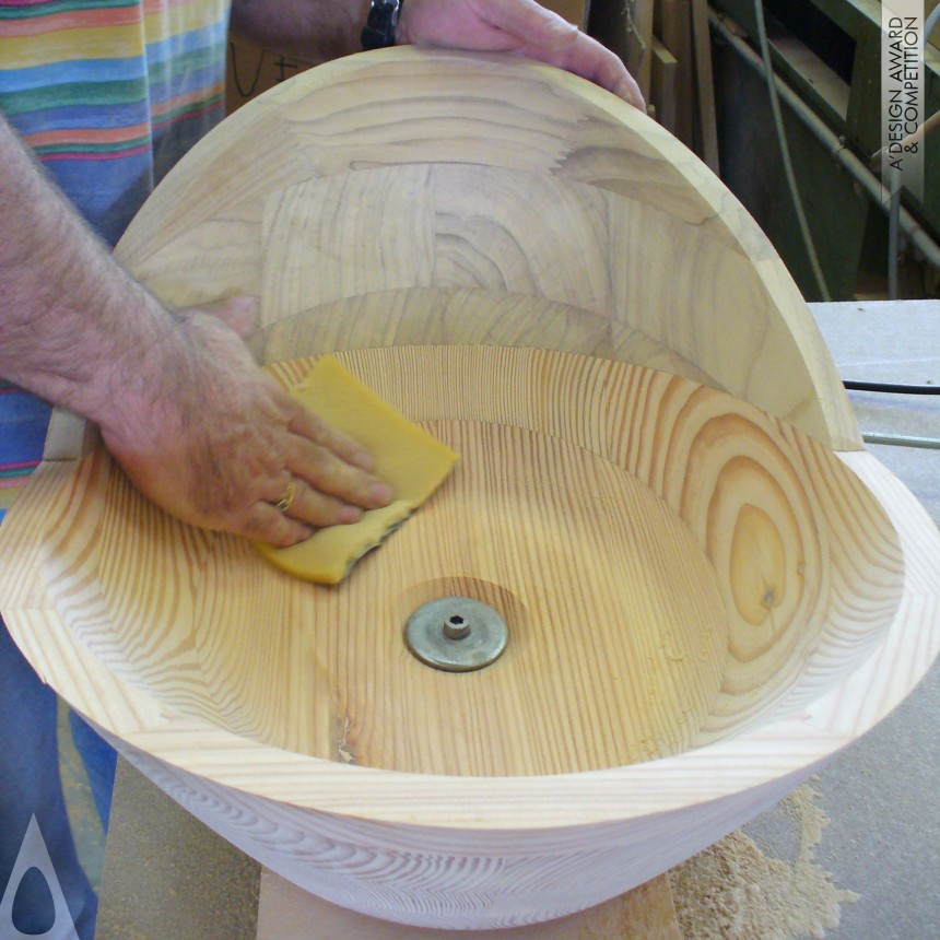 Edoardo Petri's Thalia Washbasin