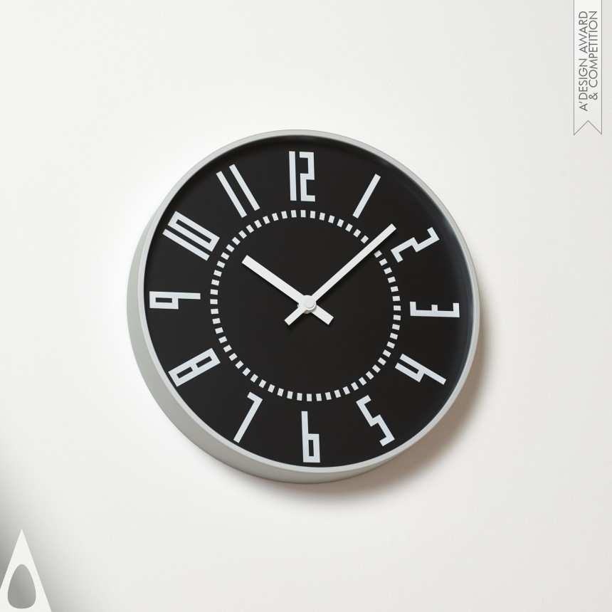 Kazuyoshi Takata Wall clock