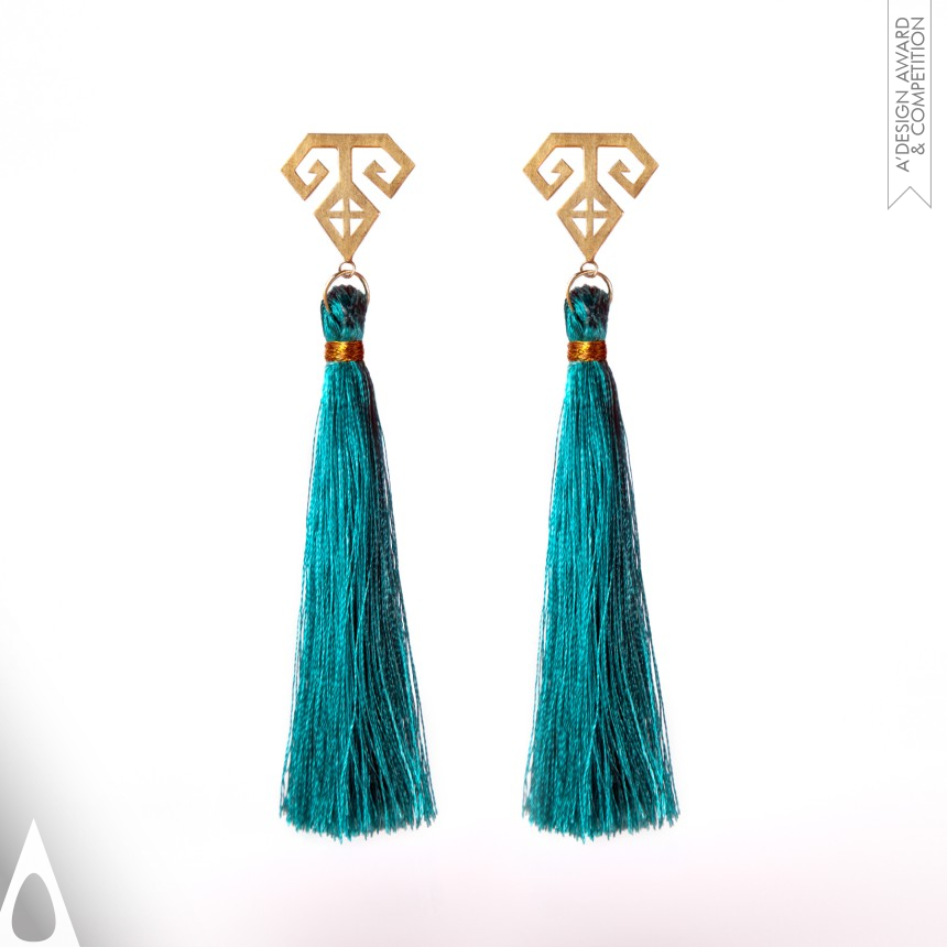 Bronze Jewelry Design Award Winner 2018 Qashqai Earrings Earrings 