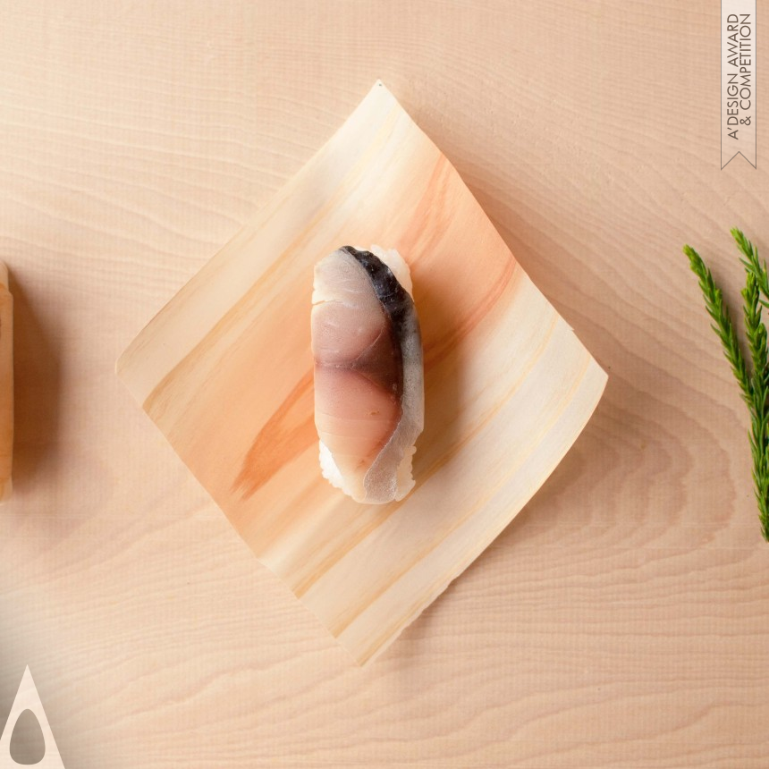 Shigeki Kunimatsu's Cedar Sushi Package