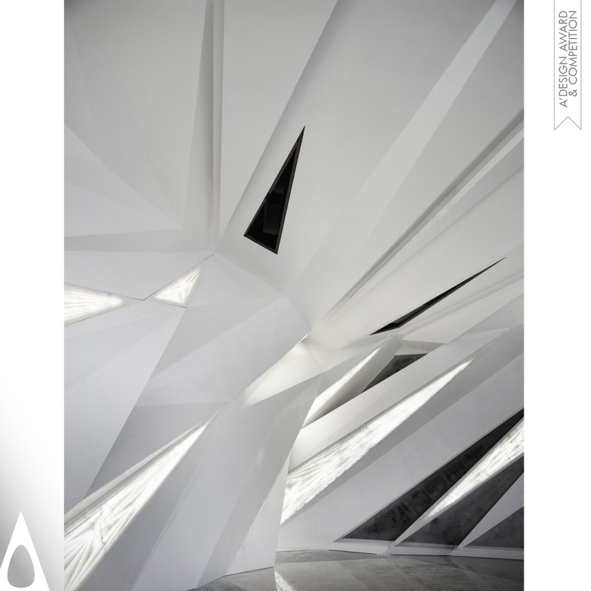 Faceted Shell - Bronze Interior Space and Exhibition Design Award Winner