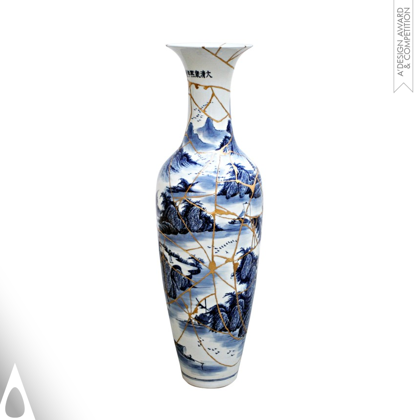 Kime Old Vase - Silver Fine Arts and Art Installation Design Award Winner