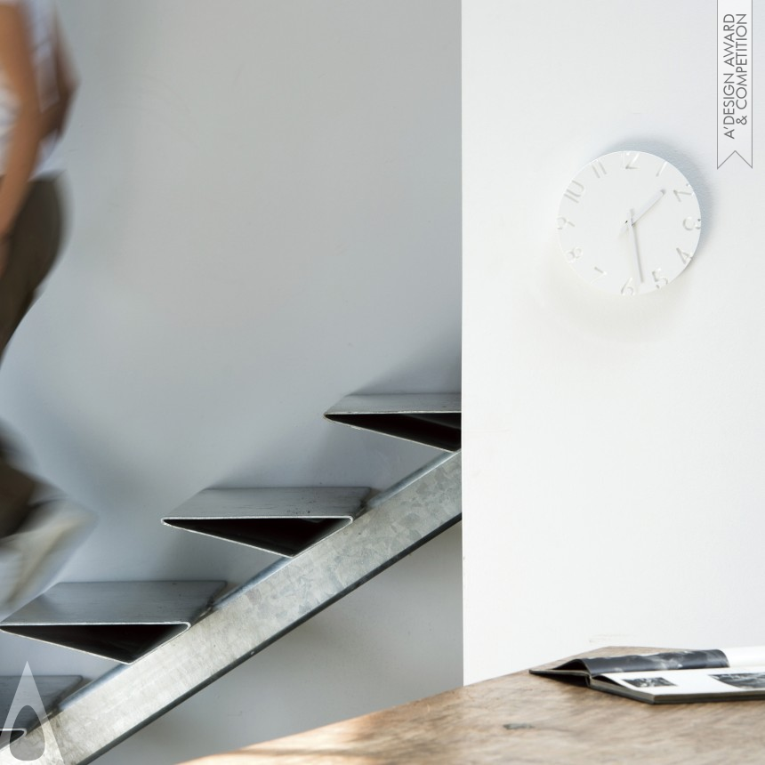 Naoki Terada's Carved Wall Clock