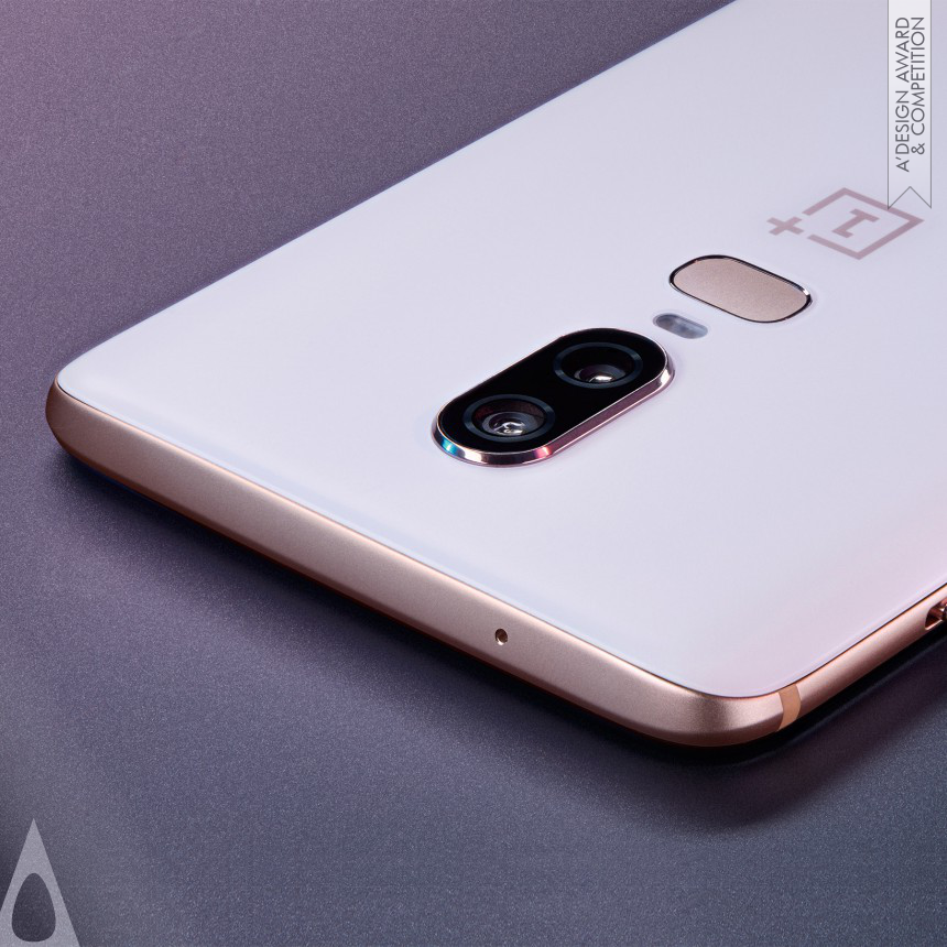 OnePlus Industrial Design Lab's OnePlus 6 Smart Phone
