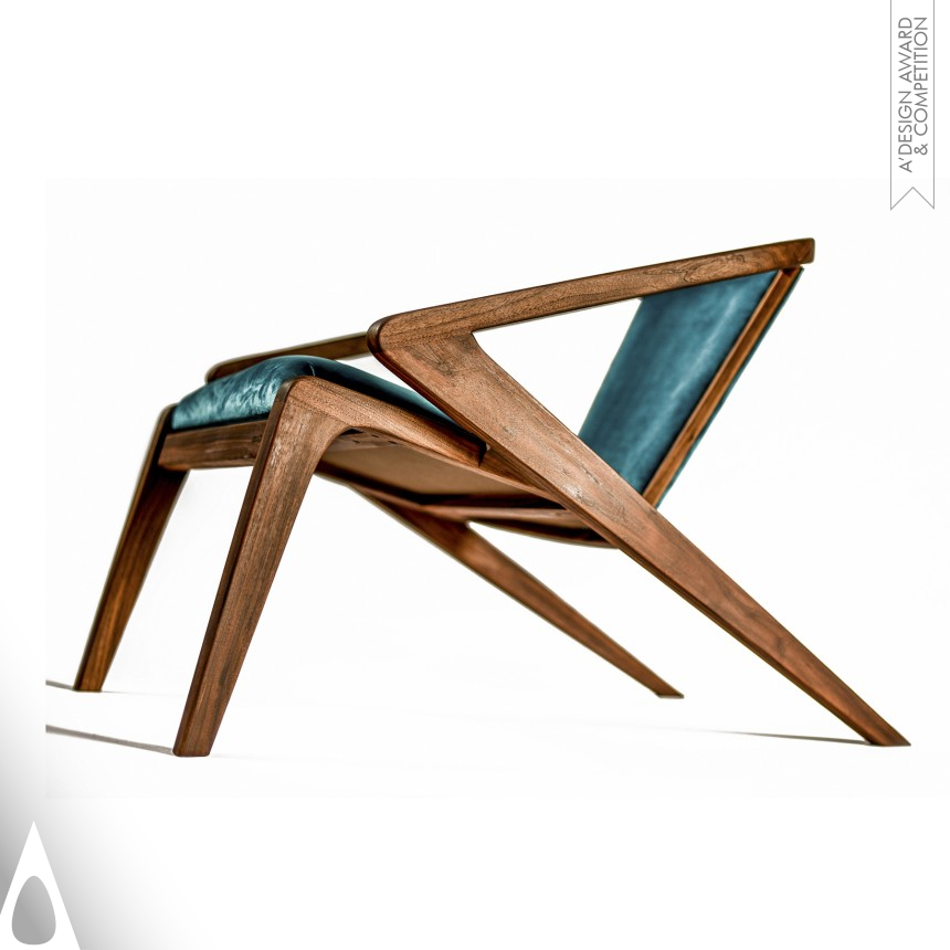 P.R Lounge Chair designed by Alexandre Caldas