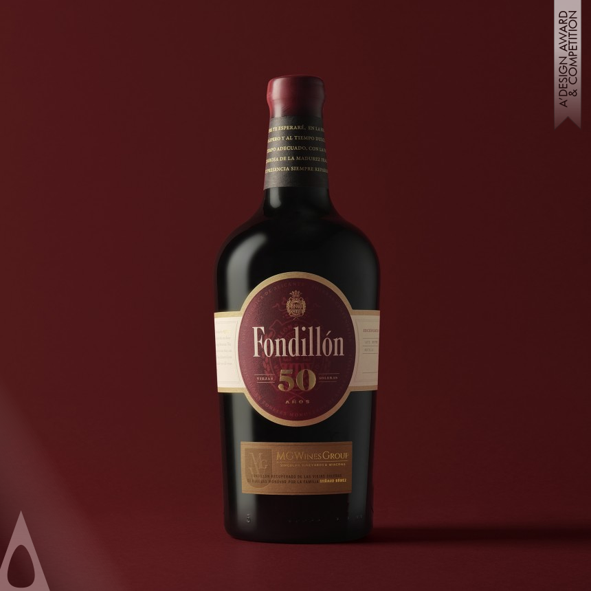 Silver Packaging Design Award Winner 2019 Fondillon 50 Years Wine Bottle 