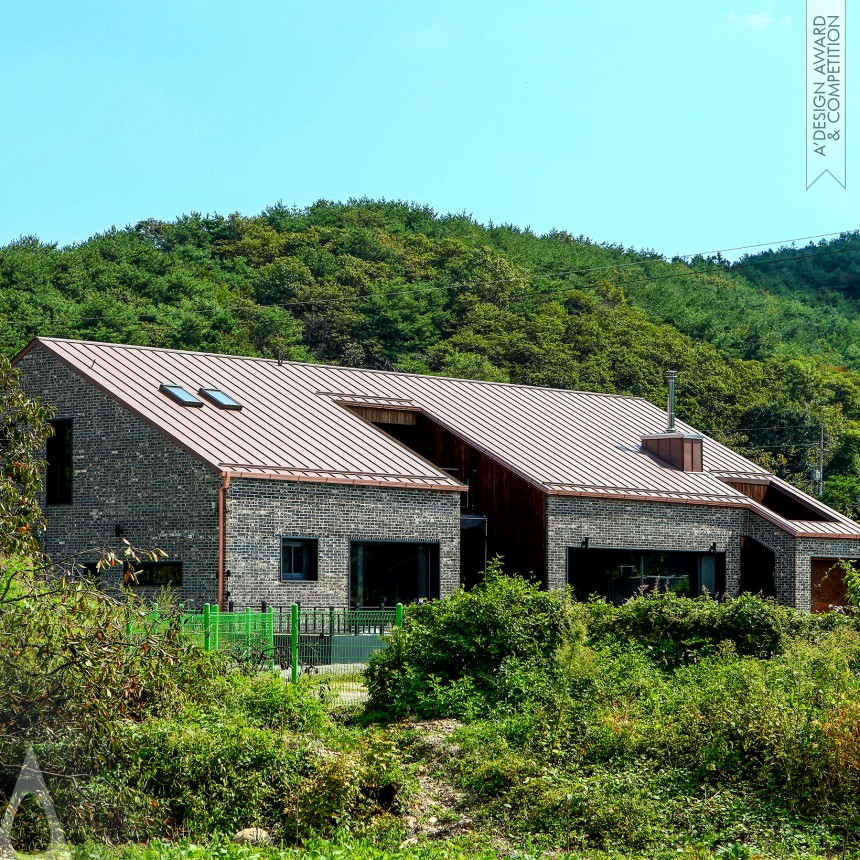 Iron Architecture, Building and Structure Design Award Winner 2019 L Matrix Vacation House 