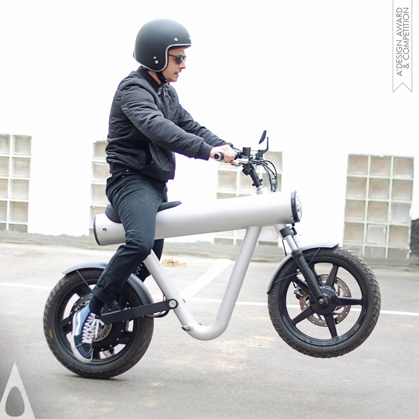 Manuel Messmer's SOL Pocket Rocket Urban Commuter Vehicle