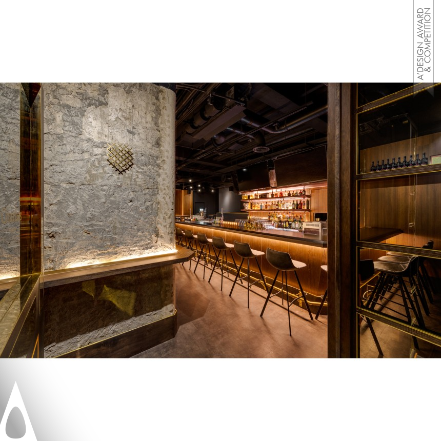 Iron Interior Space and Exhibition Design Award Winner 2019 Charlie'S Sports Bar Sports Bar 