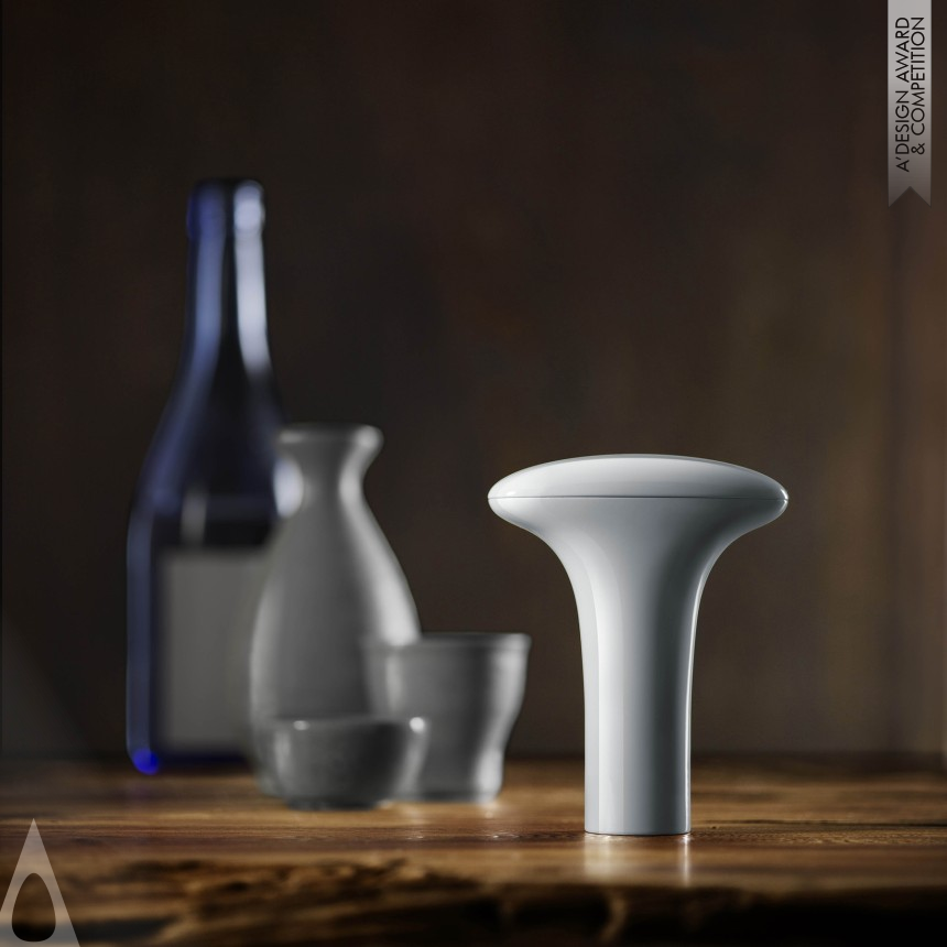 Sake Saver designed by Jihye Kim and Yuko Kanda