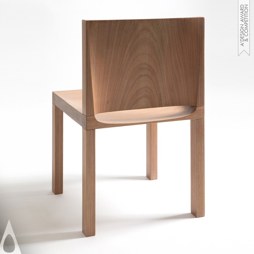 Brasilia Chair - Golden Furniture Design Award Winner