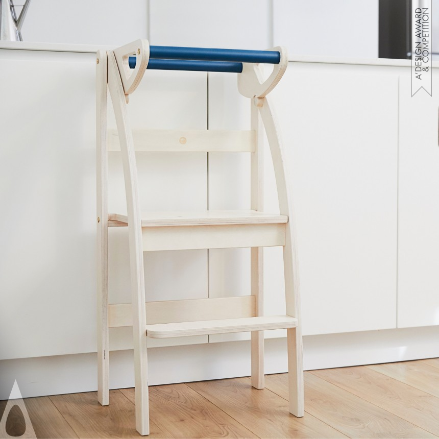 Bronze Baby, Kids' and Children's Products Design Award Winner 2019 La Taue Folding Learning Tower 