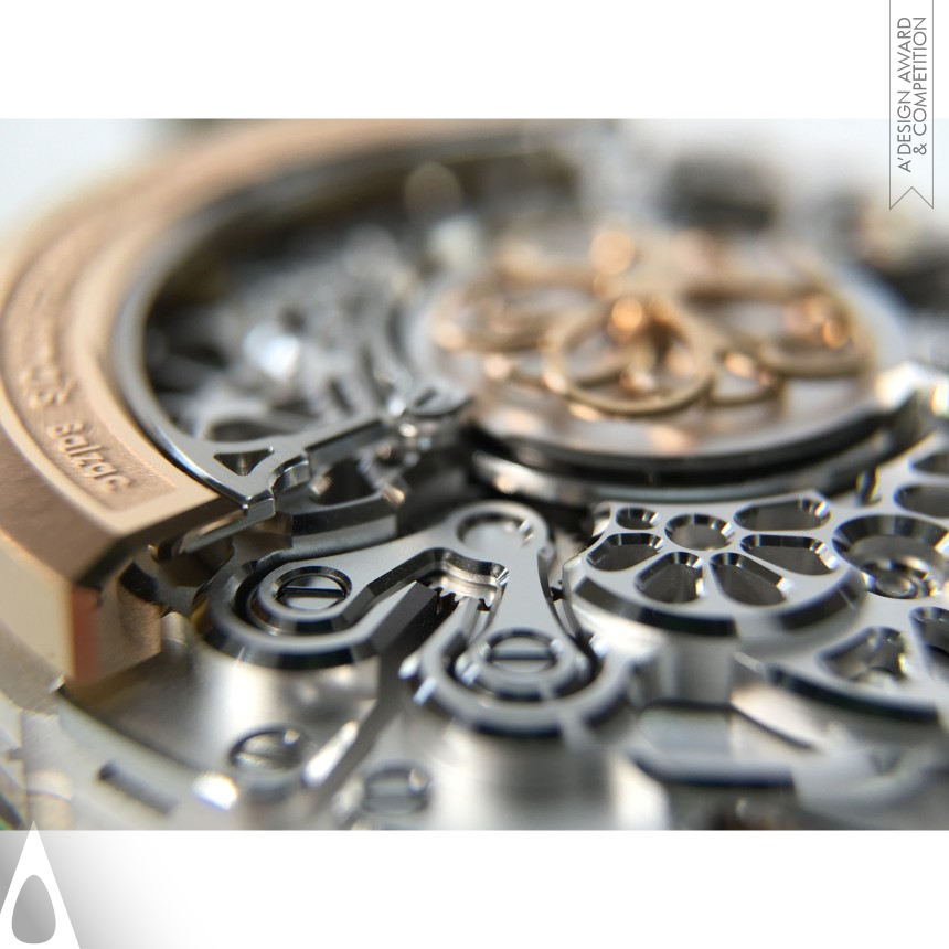 Golden Jewelry Design Award Winner 2020 Dahlia C1 Mechanical Watch 