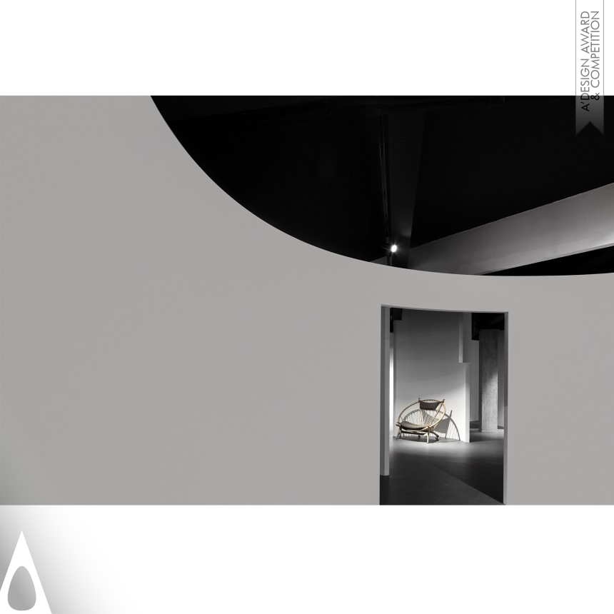 Silver Interior Space and Exhibition Design Award Winner 2020 Dreams Chasing Life and Art Showroom 