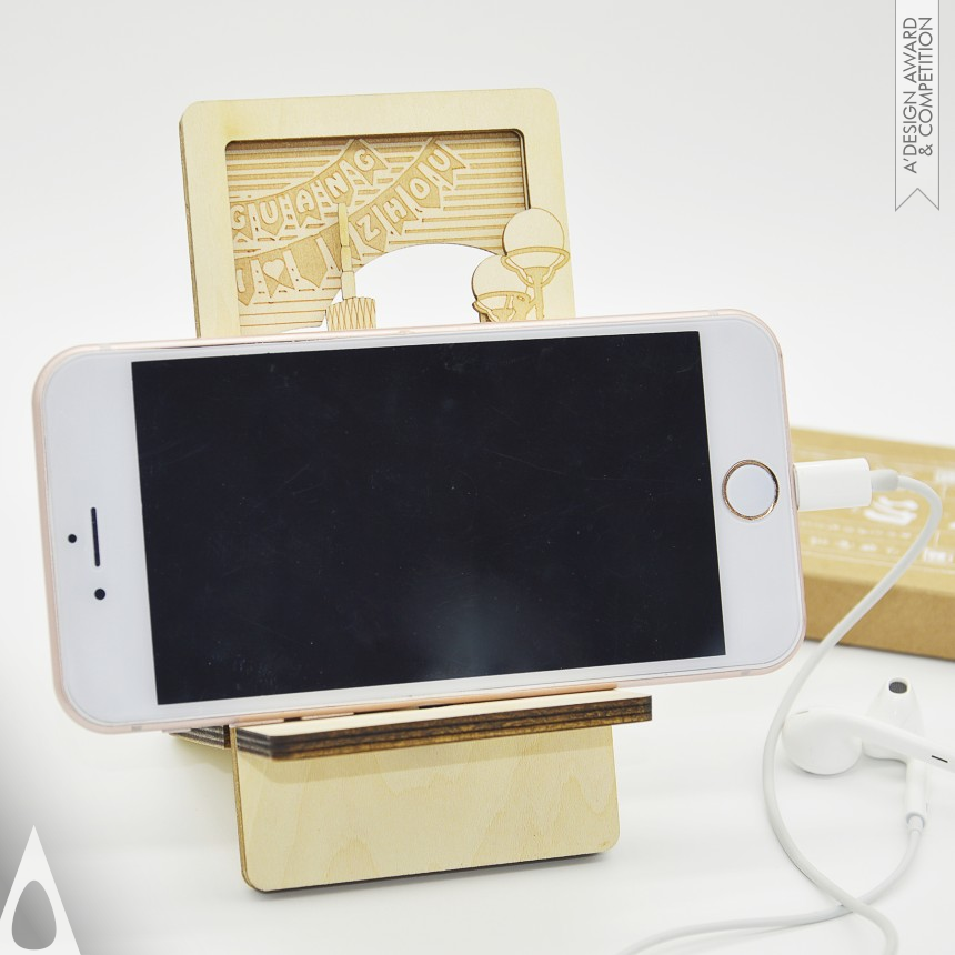 Mobile Holder designed by Peng Su