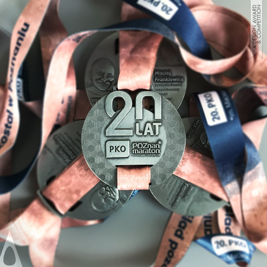 Poznan Marathon Medal - Silver Movie, Video and Animation Design Award Winner