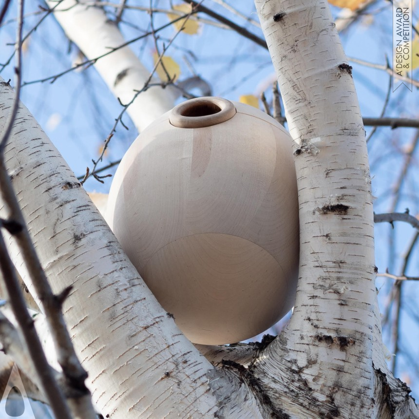 Igor Dydykin's Domik Ptashki Birdhouse