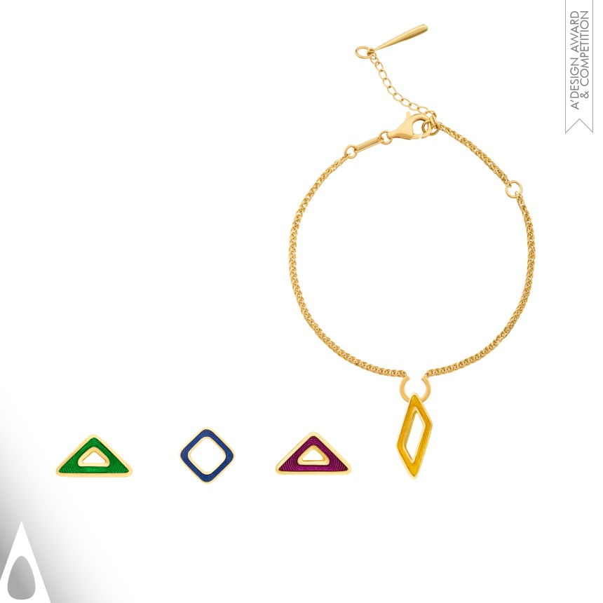 Juan Juan Hu's Tangram Jewellery Collection