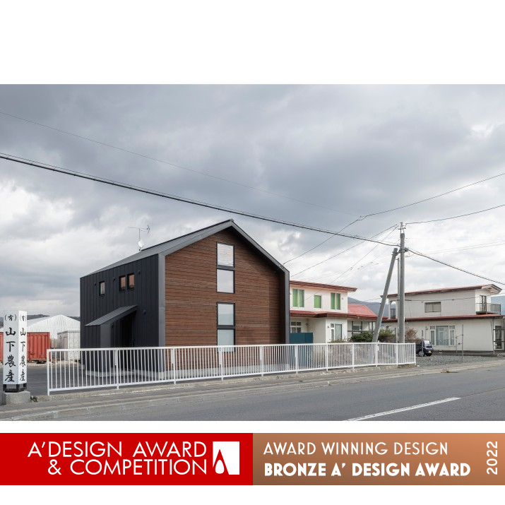 With Four Children House by Ryuji Yamashita Bronze Architecture, Building and Structure Design Award Winner 2022 