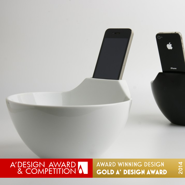 Anti-Loneliness Ramen Bowl Ramen Bowl by Daisuke Nagatomo & Minnie Jan Golden Furniture Design Award Winner 2014 