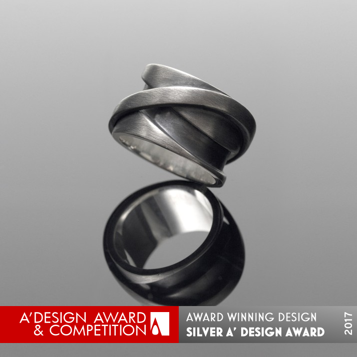 Infinito Ring Ring by Fabio Brazil and Henrique Murgel Silver Jewelry Design Award Winner 2017 