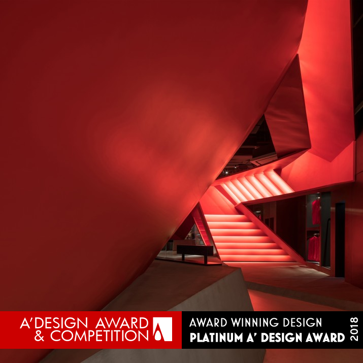 Roaringwild - Uniwalk Retail Store by Kingson Leung Platinum Interior Space and Exhibition Design Award Winner 2018 