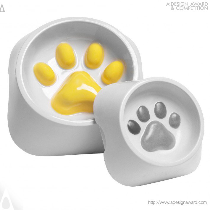 Paw Bowl by Kayoko Nishii