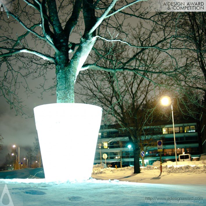 Big Light Pot by Ari Korolainen