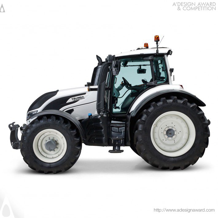 Kimmo Wihinen - Valtra T4-Series Multifunctional Tractor