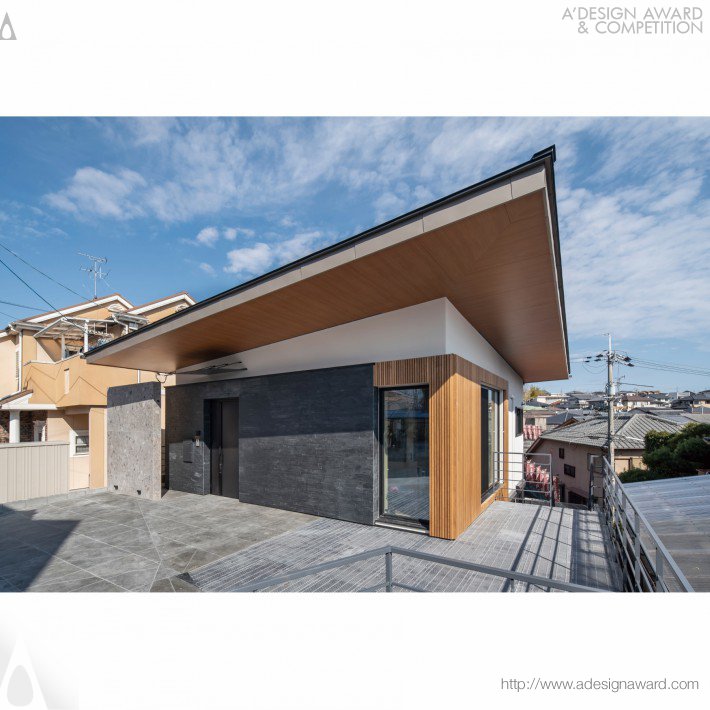 SHUNSUKE OHE - Majestic Residential House