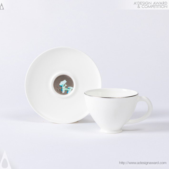 Yuhua Li Tableware