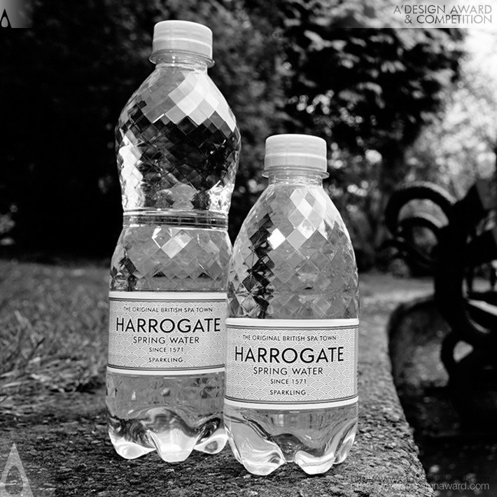 Harrogate-The Diamond Bottle Pet Bottle by Stephanie Wunderlich