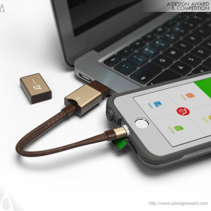 Hung-Yi Asher Lin - Iklips Wizard Lightning to Usb-a Microsd Card Reader