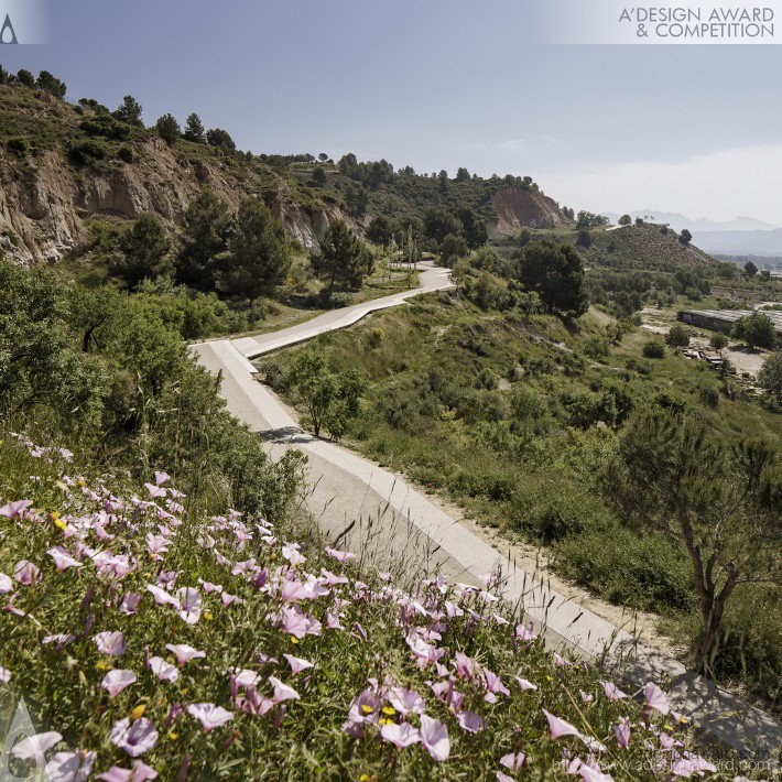 scenic-path-along-guixeres-by-batlle-i-roig-arquitectura-1