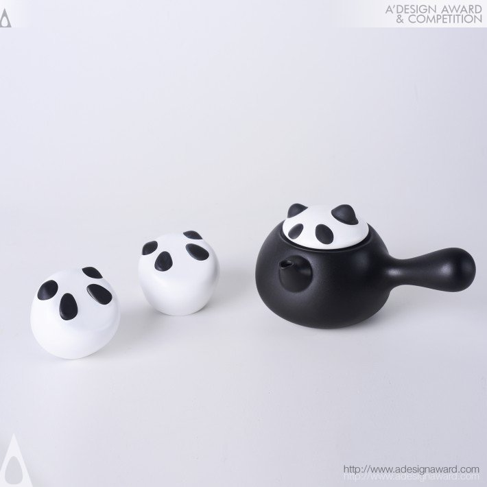 the-panda-themed-by-yan-luo-and-jianan-yu-4