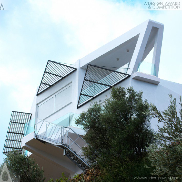 polygon-house-by-ioannis-panagiotou
