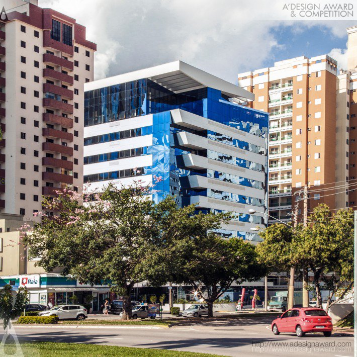 Office Building by MVituzzo Construtora e Incorporadora