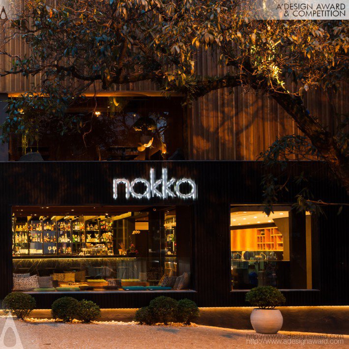 Nakka Restaurant by Naoki Otake &amp; Sidnei Tada