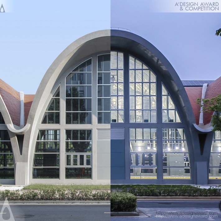 Natatorium of Southeast University by Qi Zhou