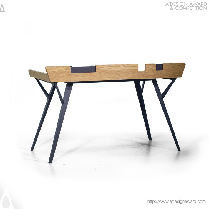 Marek Blazucki - Diag Desk