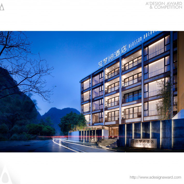 Yangshuo Blossom Dreams Hotel by Wenqiang Han