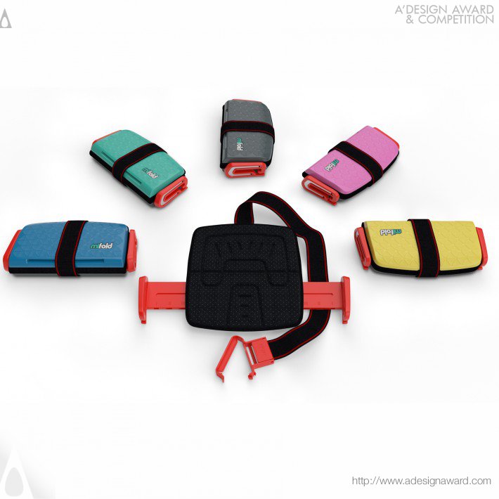 mifold®-the-grab-and-go-booster-seat®-by-tiko-product-design-studio-4