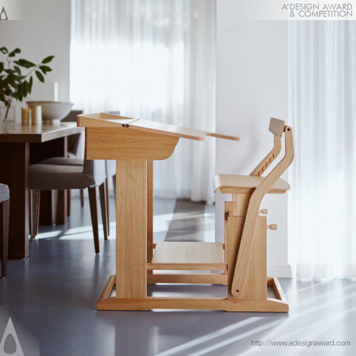 everdesk-by-e-papp-m-van-der-voorn-and-k-koevoets-2