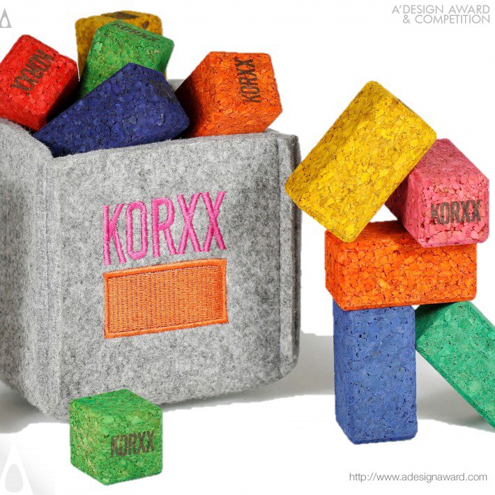 Brickle C Small Building Blocks by Kuch Design