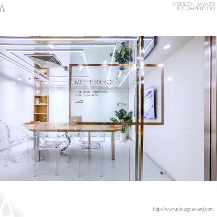 CHU CHIH-KANG + CHANG HO DESIGN Office Space
