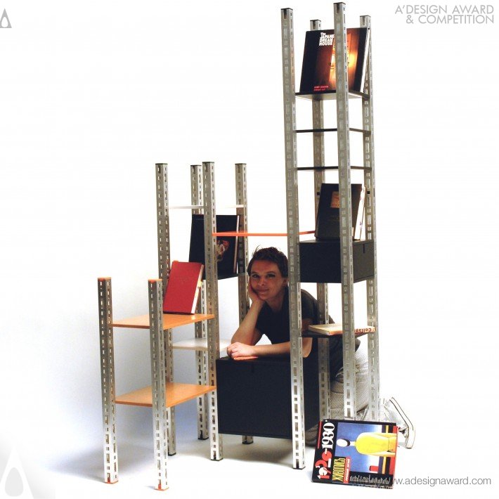 Quadro Qusabi Shelving System by Sonia Ponka