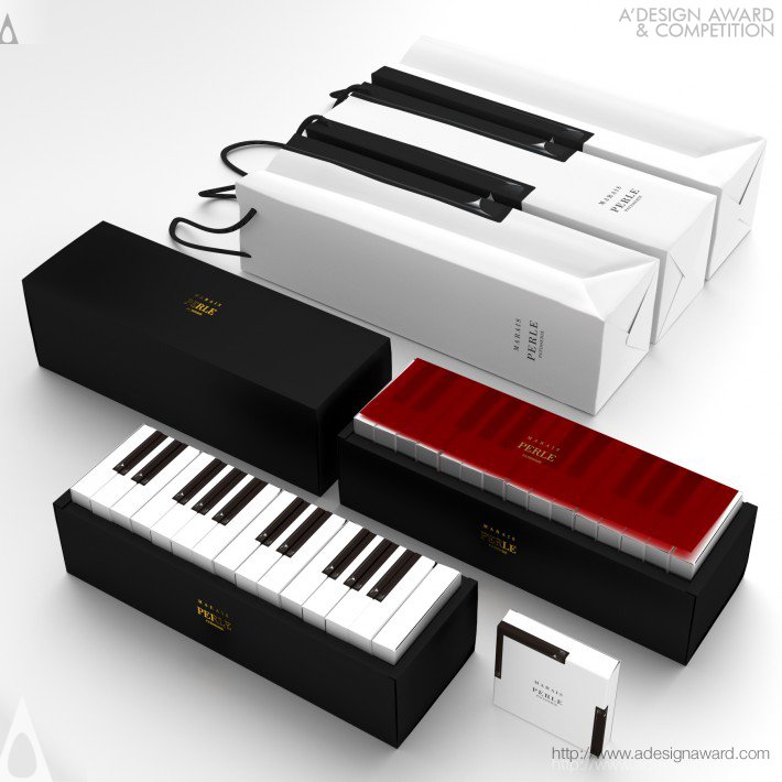 Kazuaki Kawahara Piano Cake Packaging