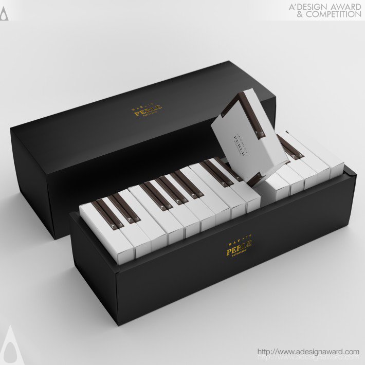 Marais Piano Cake Packaging by Kazuaki Kawahara